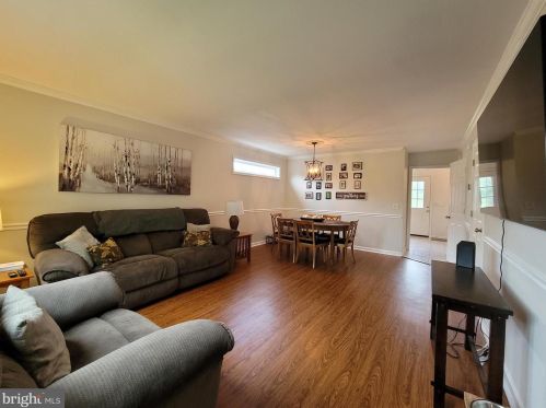 49 Partridge Cir, Carlisle, PA 17013-8700