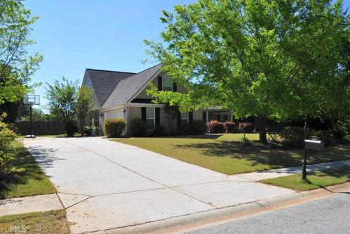 1030 Garnet Trl, Bogart, GA 30622-1989