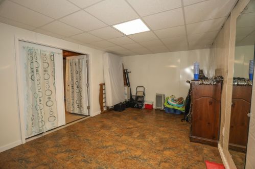 7 Whittaker Cir, Concord NH  03303-1591 exterior