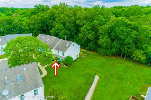 105 Joan Ct, Jackson Twp, NJ 08527-2365