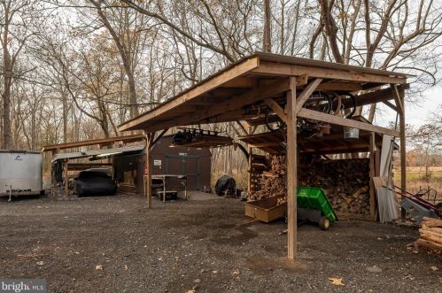 6132 Shady Side Rd, Shady Side MD exterior