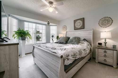 5246 Jebel Way, Aurora CO 80015-5209 exterior