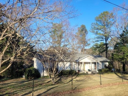 4433 Canary Ct, Lithia Springs, GA 30122-2010