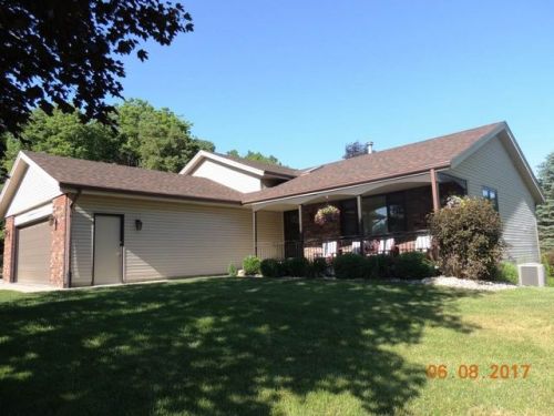 10787 Hamborg Rd, The Ledges, IL 61073-9062