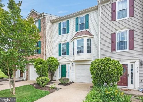 4403 Whisper Hill Ct, Fredericksburg, VA 22408-9556