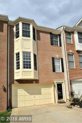 20937 Cherokee Ter, Dulles VA  20165-5855 exterior