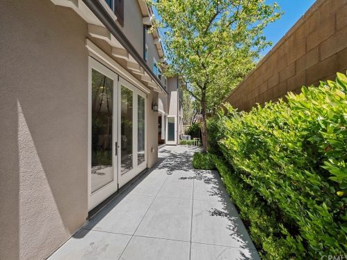 173 Desert Bloom, Irvine CA  92618-8871 exterior