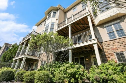 10 Howland Ter, Morristown, NJ 07960-6577