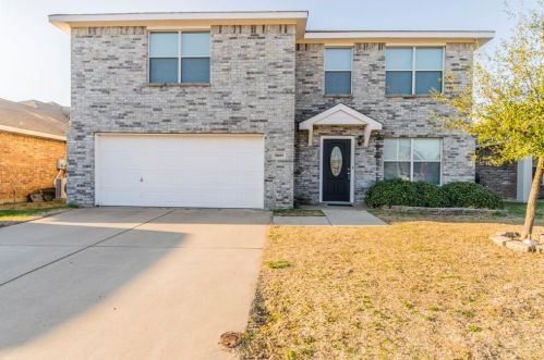9809 Sparrow Hawk Ln, Fort Worth TX  76108-4347 exterior