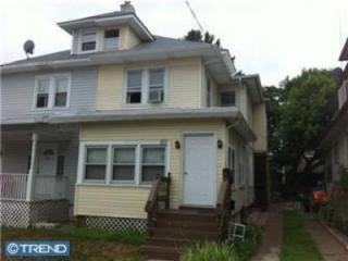 207 Park Ln, Trenton, NJ 08609-1843