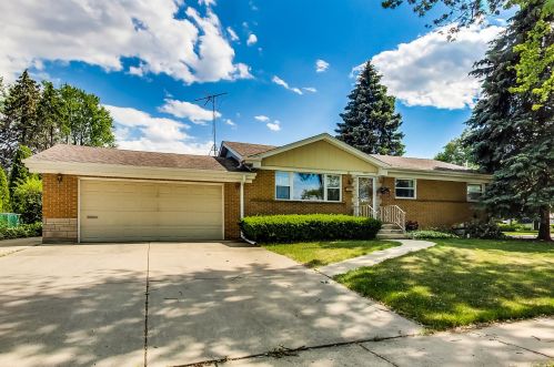 1727 Bonita Ave, Mount Prospect, IL 60056-2875