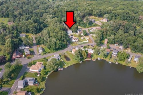 33 Carol Cir, Plymouth, CT 06782-2508