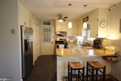 17 Friendship Ct, Charles Town WV 25414-5058 exterior