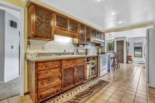 2751 55th Ave, Denver CO 80221-1615 exterior