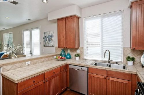 3906 Hidden Grove Ln, Concord CA  94519-1161 exterior