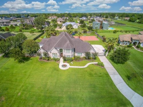 1904 Stonegrove Ct, Pearland, TX 77581-6620