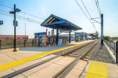 9019 Panorama Cir, Englewood CO  80112-3555 exterior