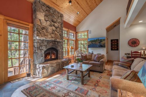 12341 Garwood Dean, Truckee, CA 96161-5136