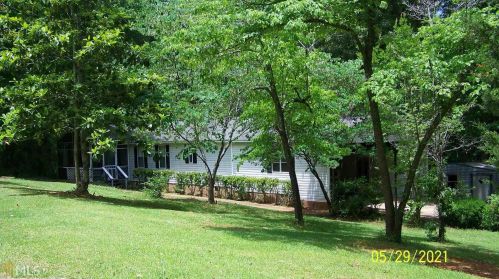 243 Oak Dr, Lagrange, GA 30240-7004