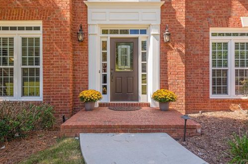 12290 Asbury Park Dr, Roswell, GA 30075-5504