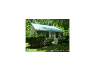13 Woodland Dr, Exeter, CT 06249-2140