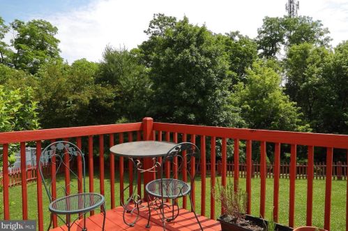 423 Elmshire Dr, Lancaster, PA 17603-8848