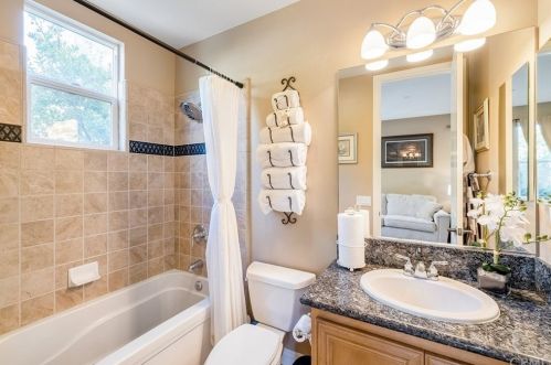 3476 Deep Waters Ct, Simi Valley CA  93065-0587 exterior