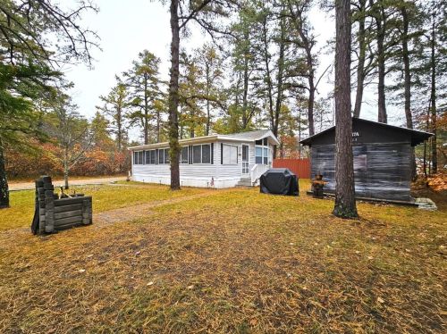 13 Piper Trl, Freedom, NH 03836-5316