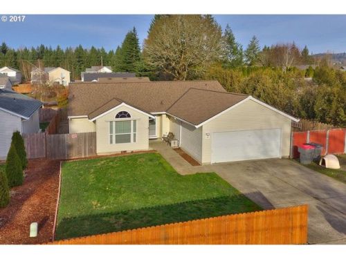 701 Ash St, Grand Island OR  97114-9717 exterior