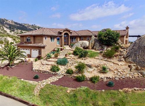 18431 Mahogany Ranch Rd, Ramona, CA 92065-7457
