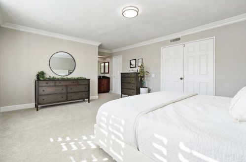 1938 White Birch Dr, Vista CA  92081-7316 exterior