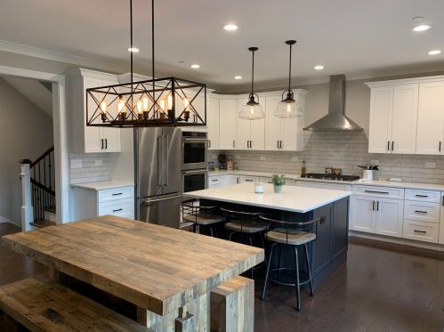 516 64th St, Willowbrook IL  60527-1812 exterior