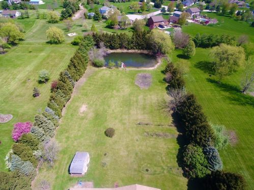 24015 Schoolhouse Rd, Wilton Center, IL 60442-9523