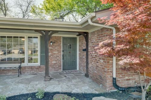 5809 Trl Lk Dr, Fort Worth TX  76133-1250 exterior