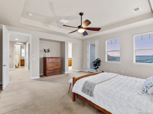 26605 Peakview Dr, Aurora CO 80016-6108 exterior