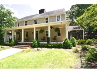 1550 Lackey Rd, Roswell, GA 30075-6369