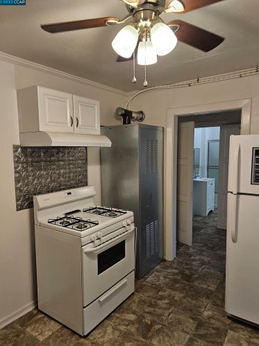 1123 College Ave, Stockton, CA 95205-3313