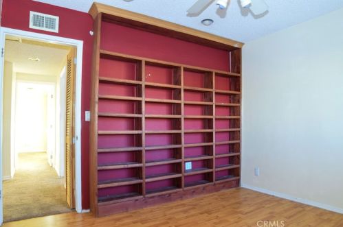 915 Hilda St, Anaheim CA  92806-4844 exterior