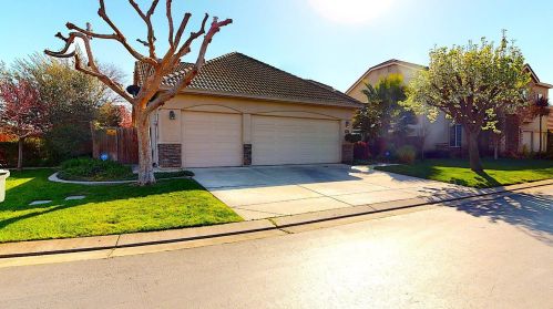 1804 Ville Franche Way, Modesto, CA 95356-8943