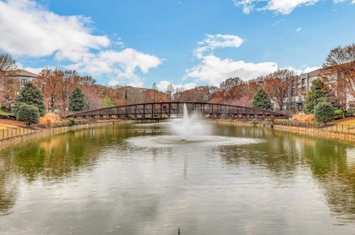 390 17th St, Atlanta GA  30363-2000 exterior