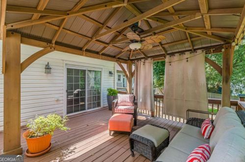 1339 Elizabeth Ln, Atlanta GA  30344-1724 exterior