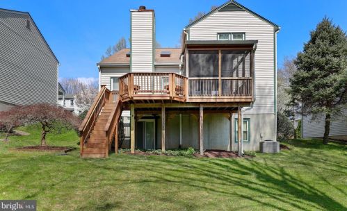 125 Snowy Owl Dr, Silver Spring MD 20901-1656 exterior