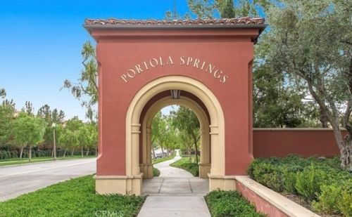 66 White Sage, Irvine CA 92618-8803 exterior