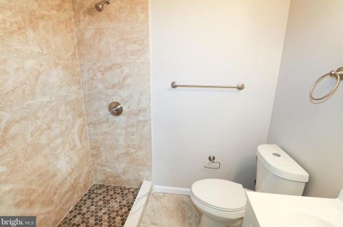 14500 Carona Dr, Silver Spring MD  20905-5885 exterior