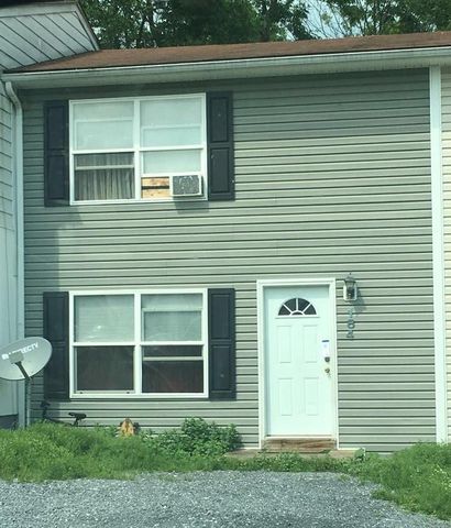 184 Logan Ln, Harrisonburg, VA 22801-1639