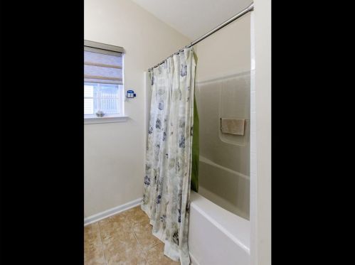 4651 Mason Rd, Atlanta GA  30349-7013 exterior