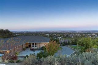 1117 53rd Ave, Kennewick, WA 99337-4606