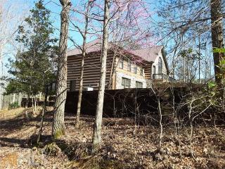 349 Singing Tree Ln, Cleveland, GA 30528-7371