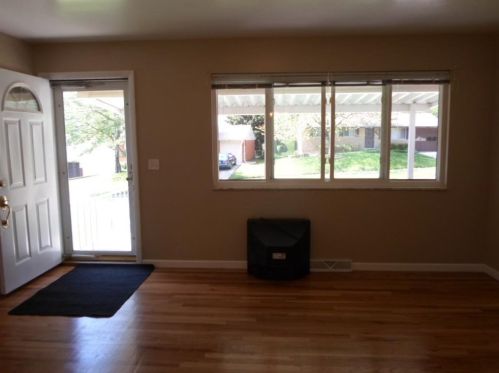 11430 Geneva Rd, Cincinnati, OH 45240-2456