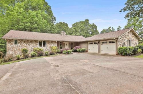4203 Mason Creek Rd, Winston GA  30187-1558 exterior